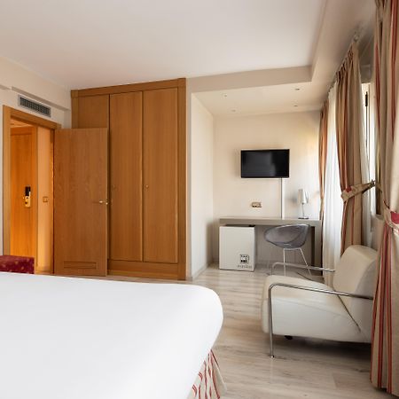 Crisol Almirante Bonifaz Hotell Burgo Exteriör bild