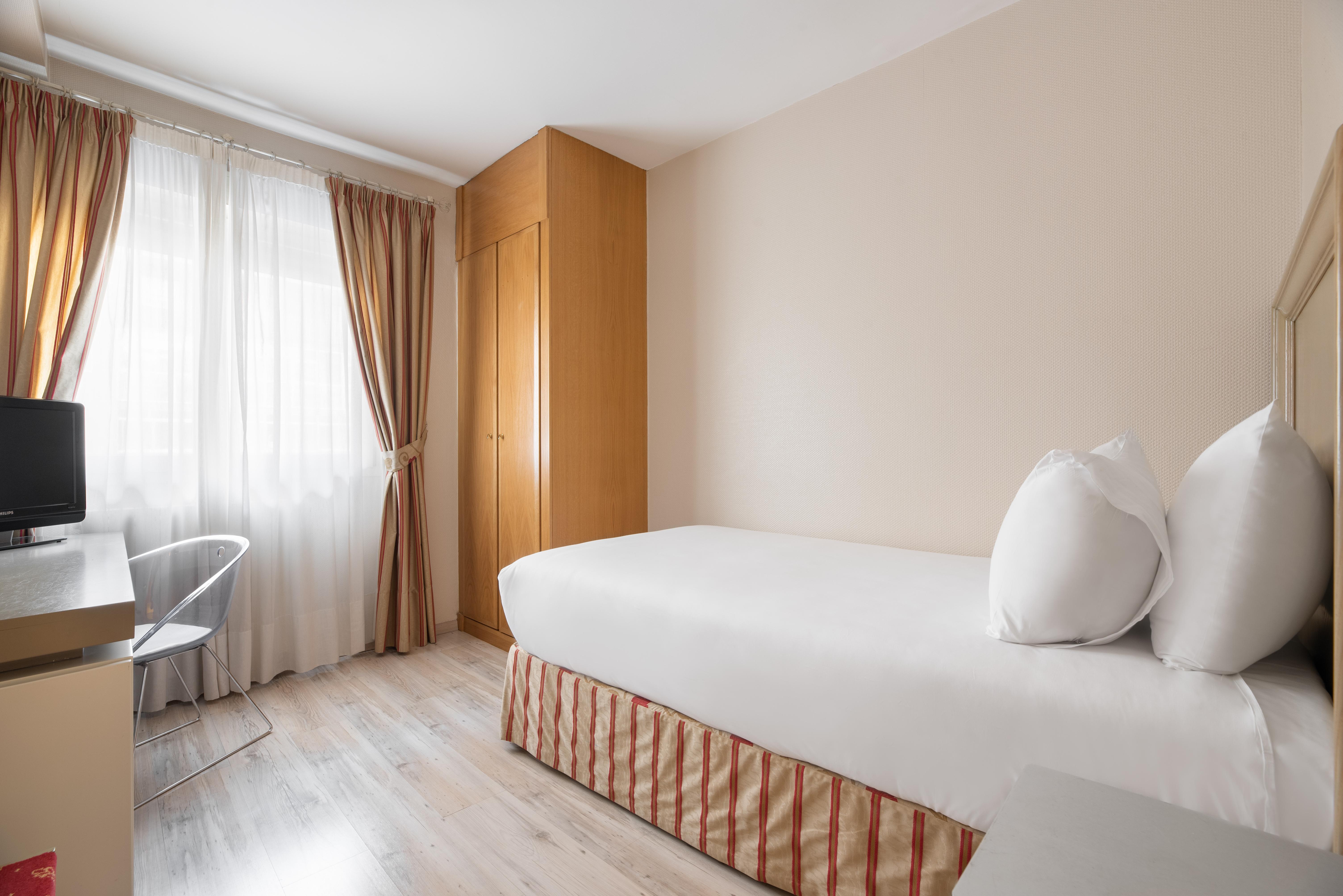 Crisol Almirante Bonifaz Hotell Burgo Exteriör bild