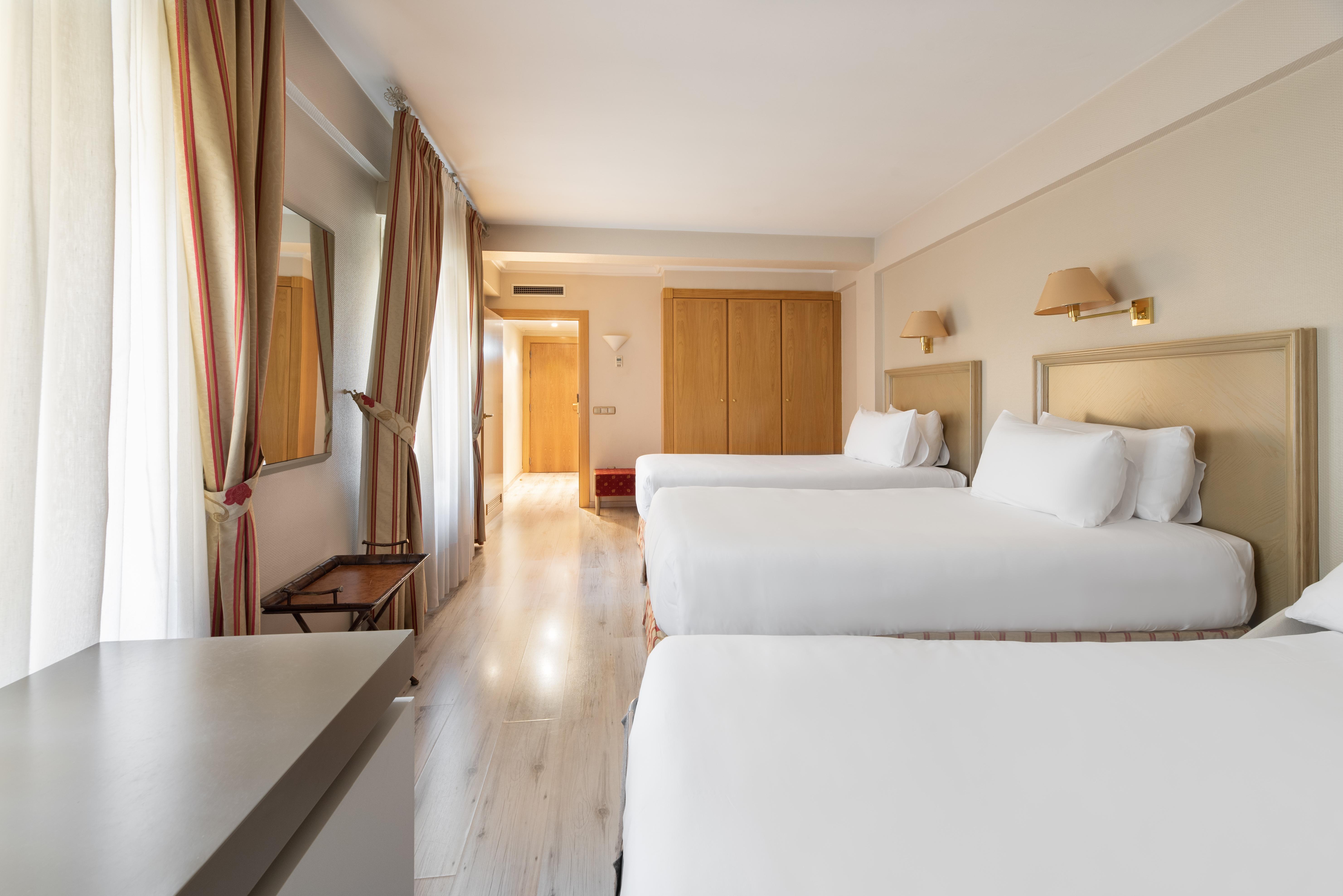 Crisol Almirante Bonifaz Hotell Burgo Exteriör bild