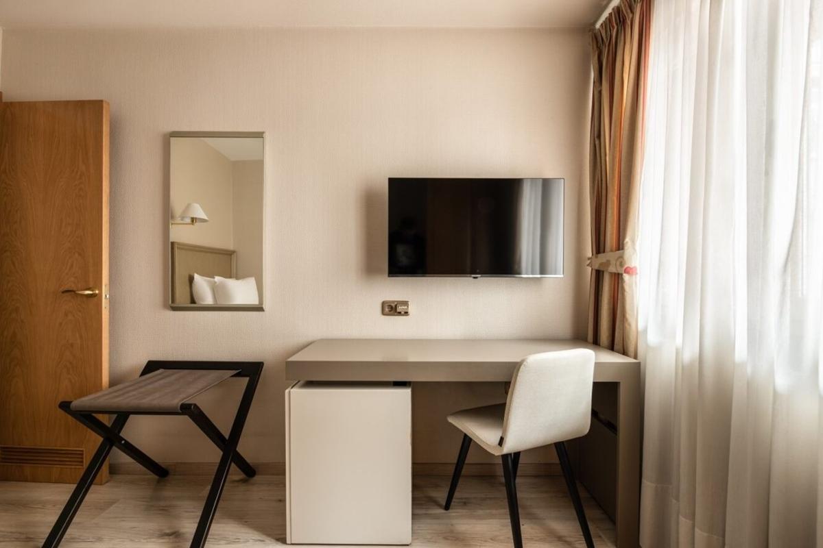 Crisol Almirante Bonifaz Hotell Burgo Exteriör bild