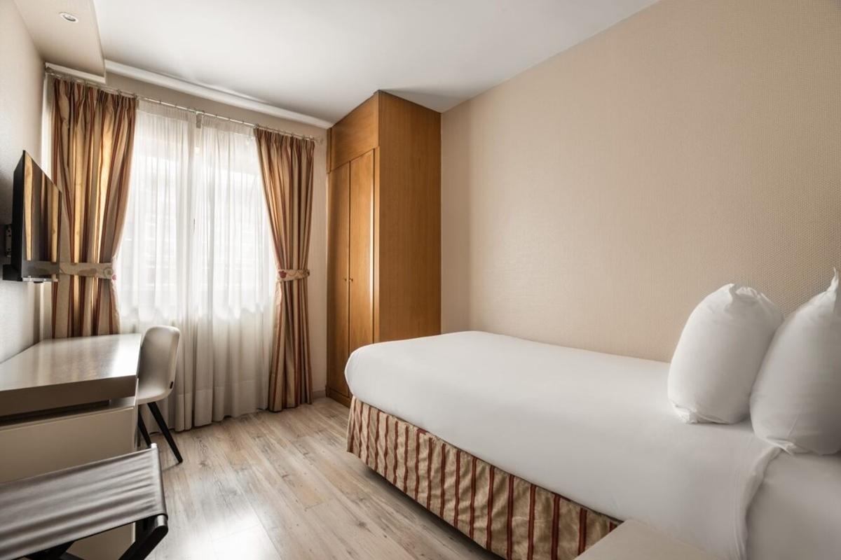Crisol Almirante Bonifaz Hotell Burgo Exteriör bild