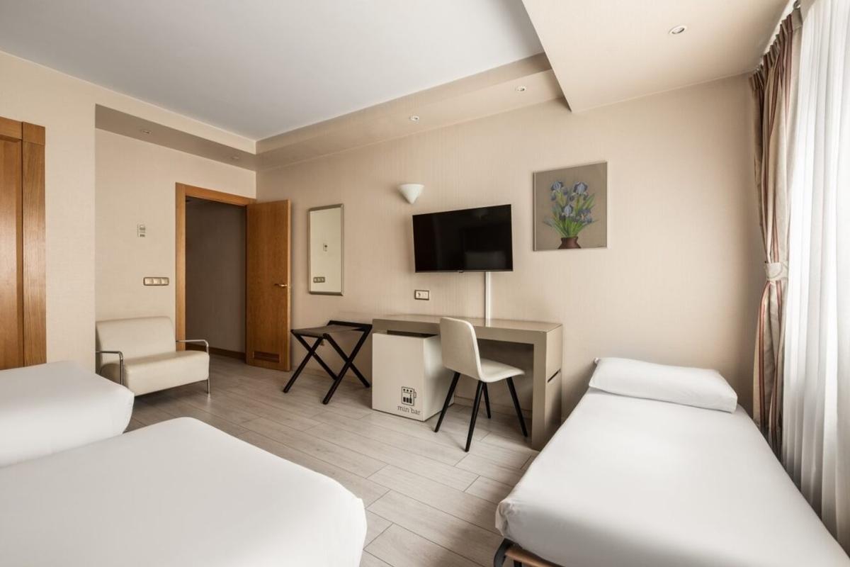 Crisol Almirante Bonifaz Hotell Burgo Exteriör bild